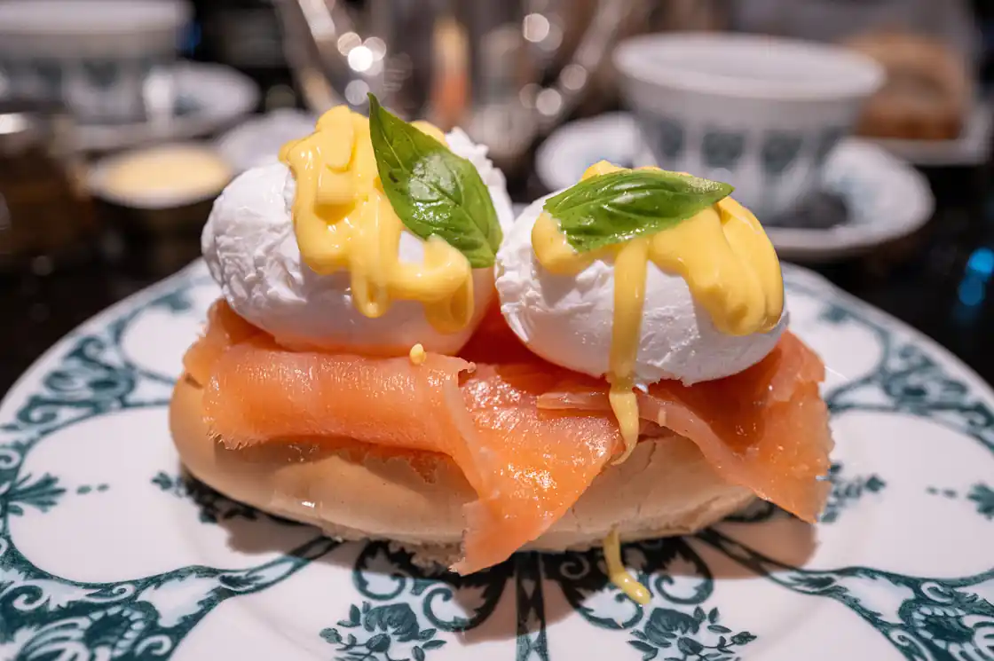 Eggs Benedict