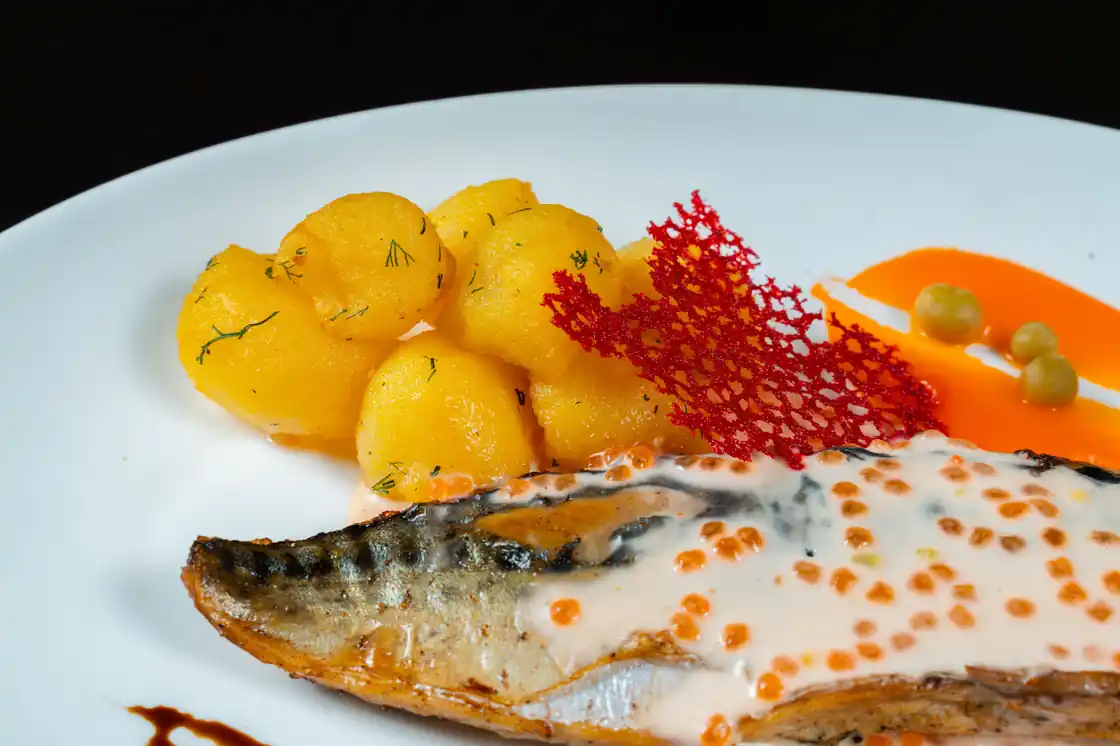 Hudson's Baked Tilapia with Dill Sauce