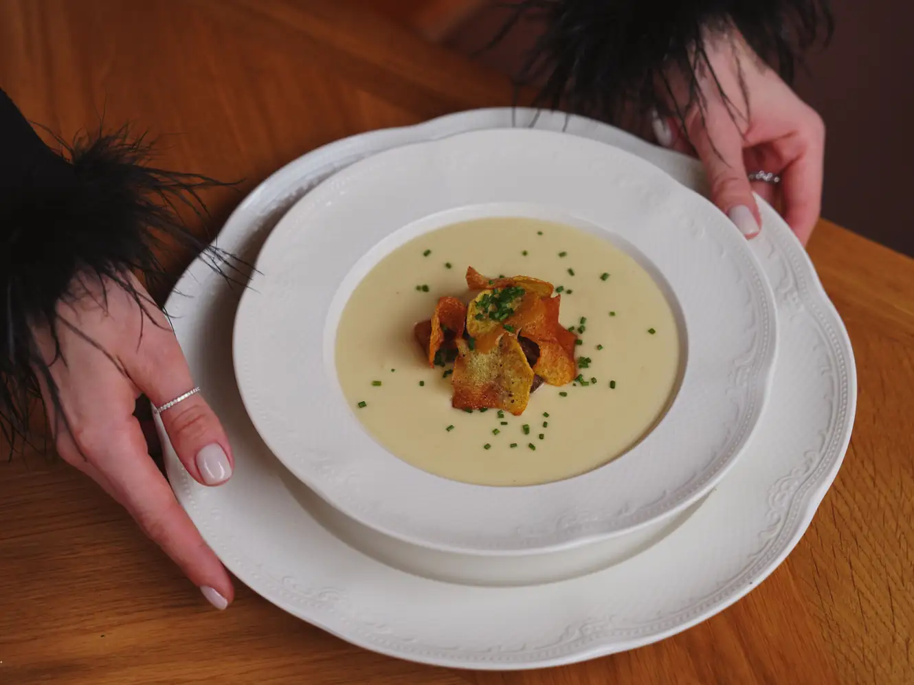 Sopa de lechuga y estragón